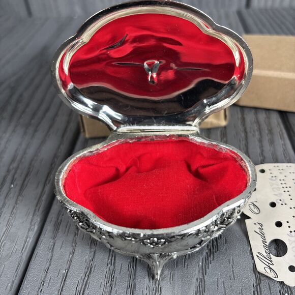 NOS New Trinket Box Silver Tone Velvet Lined Footed Ornate Small - Alexanders - Picture 3 of 7